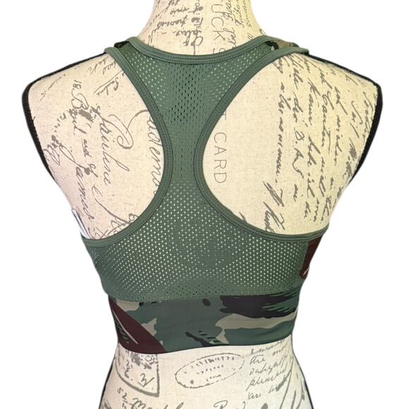 Adidas Aeroready Designed 2 Move Green Camouflage Sports Bra Small - Picture 2 of 2